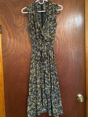 Maggie London women’s size 2 dress